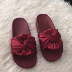 Bebe slides